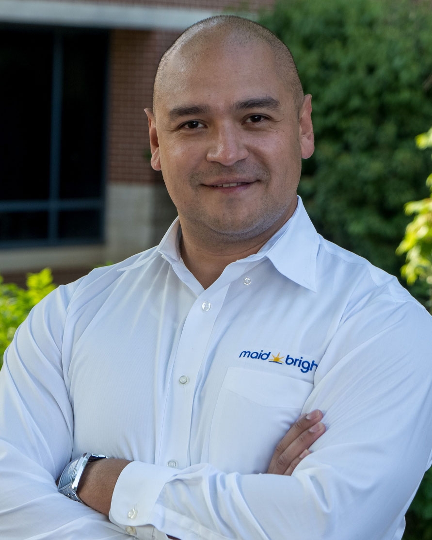 Maid-Bright-Professional-House-Cleaning-About-Meet-The-Team-Ruben-Campos
